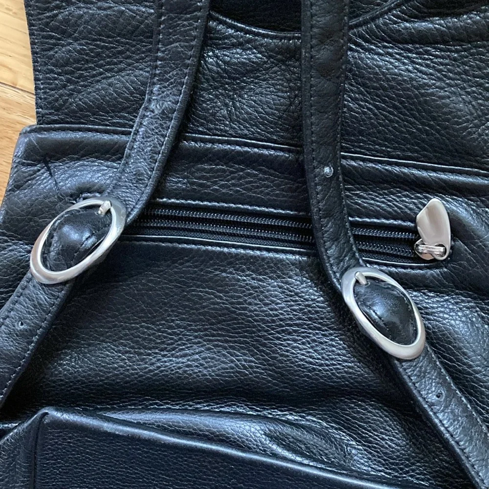 VTG Leather Mini Backpack - Picture 12 of 15